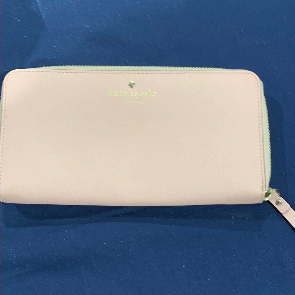 Kate Spade pink lZip-Around Wallet
